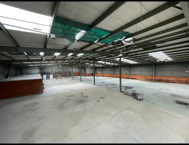 3,189M² WAREHOUSE FOR SALE IN RANDJESPARK